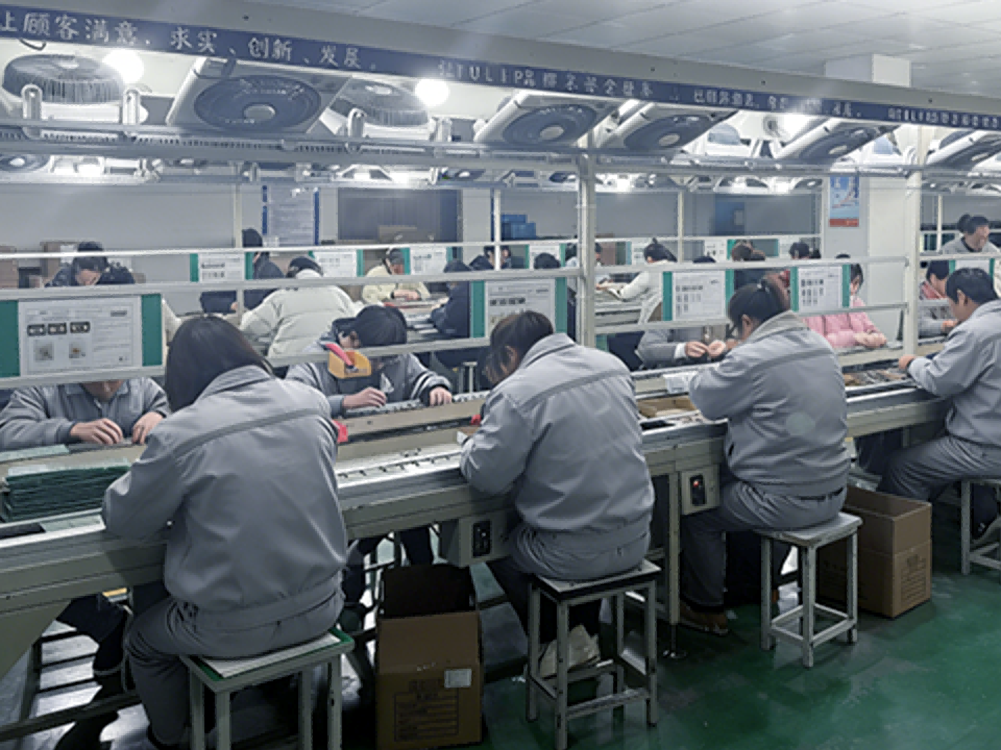 silang-lighting-smt-machines-factory-3